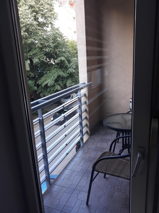 Apartment Azzuro 2 โนวีซาด ภายนอก รูปภาพ